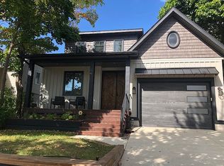 629 Michigan St, Petoskey, MI 49770