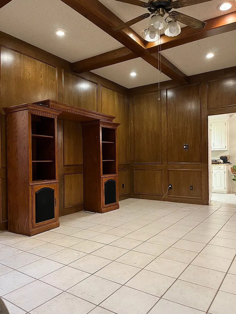 Charming 3 Bedroom Home — Photo 3