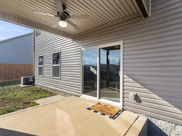 2433 Bucklin Dr — Photo 42