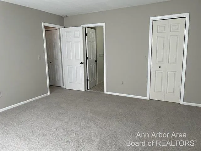 4299 Pine Ridge Ct — Photo 12