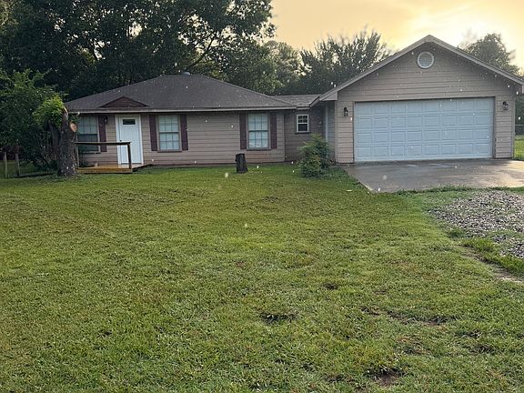 3rd image of 1049 Bryan Rd