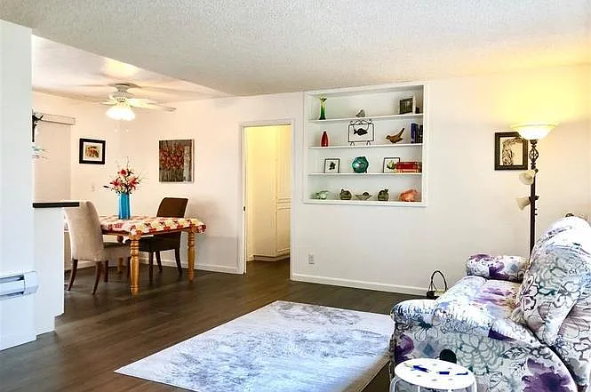 4800 Williamsburg Ln #142 — Photo 5