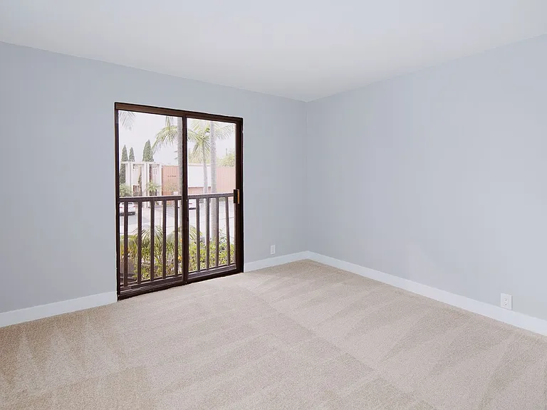 7601 Eads Avenue — Photo 24