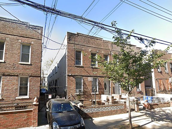 2nd image of 2278 Strauss St #1-4