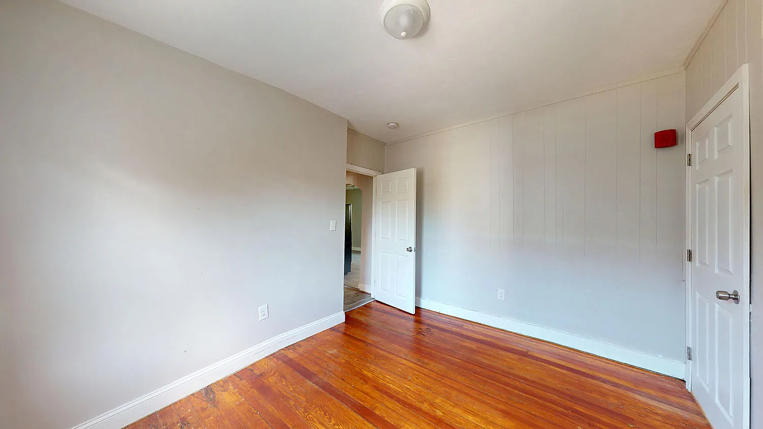 2 bed, 768 sqft, $1,750 — Photo 1
