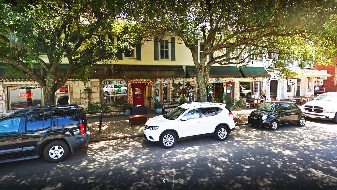 1701 Abercorn Street — Photo 2
