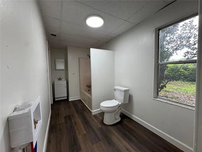 2855 Gill Rd — Photo 16