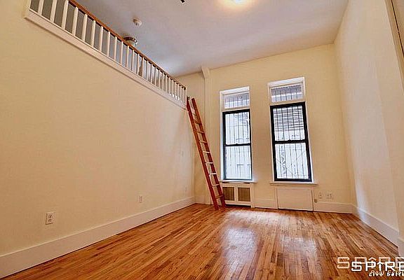 3rd image of 169 W 85th St APT 1a