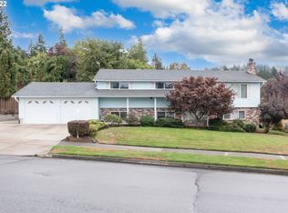 1790 SW 27th St, Gresham, OR 97080