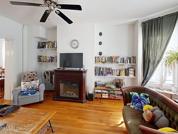 2nd image of 561 Delafield Ave
