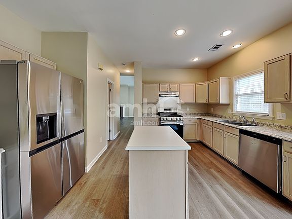 3rd image of 3006 Dunlin Fields Rd