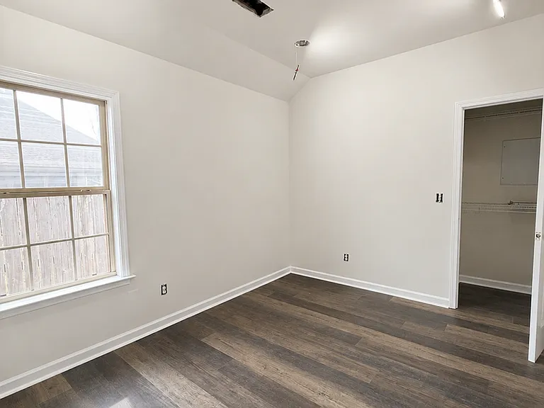705 Evanwood Dr — Photo 16