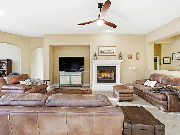 3800 Spalding Ct — Photo 15