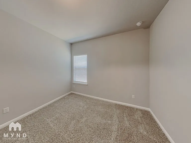 705 Hays Hill Dr — Photo 12