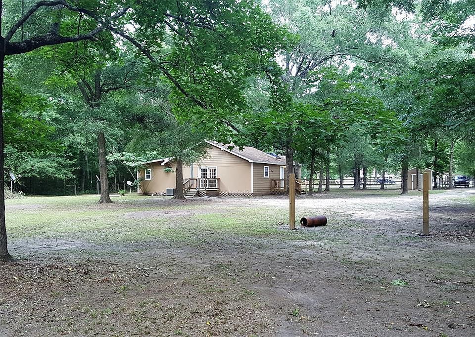 2nd image of 5323 Forest Dr