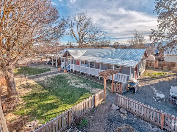 320 S Superior St, Cambridge, ID 83610