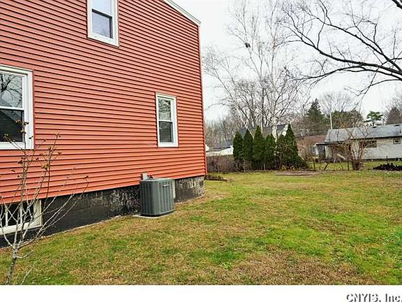 3rd image of 104 Wilshirl Dr