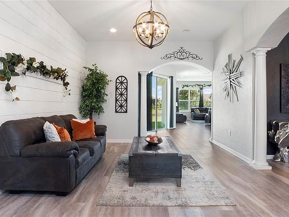 3rd image of 1348 Evergreen Park Cir