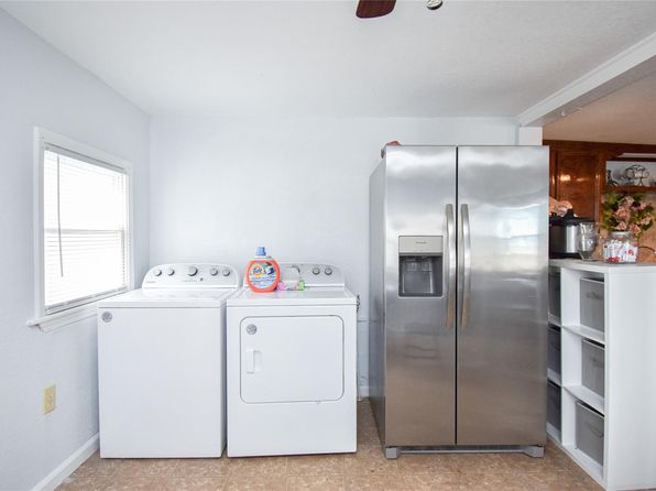 2025 Victory Ave, Galveston, TX 77551