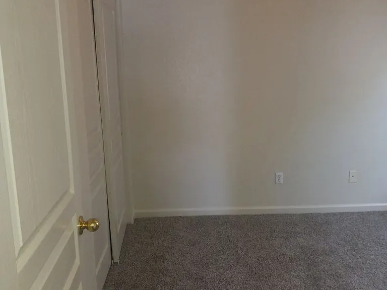 546 Rawe Peak Dr — Photo 14