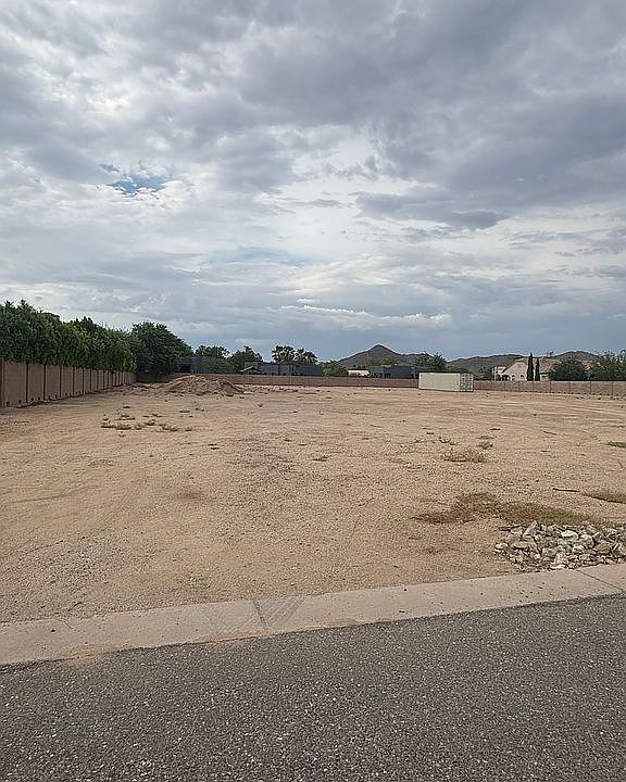 1st image of 9302 W Electra Ln