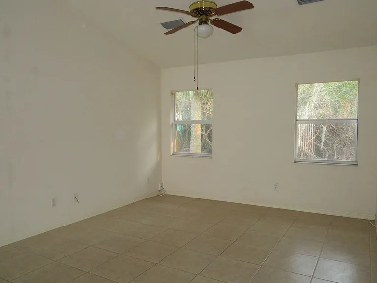 2340 86th Dr — Photo 12
