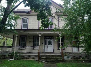 72-74 W Main St, Clinton, NJ 08809