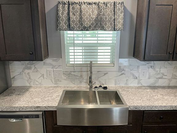 4th image of 5328 Bahia Way