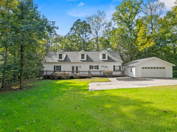 107 Buttercup Ct, Westminster, SC 29693