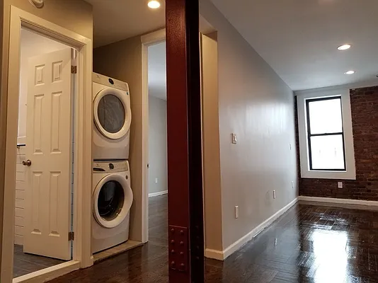 Rented by Bruma Realty LLC | media 4