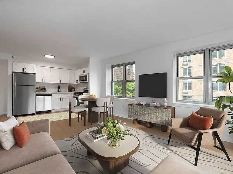 218 Myrtle Ave #5A — Photo 1