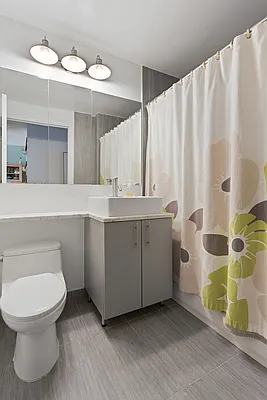 Rented by Modern Spaces | media 17