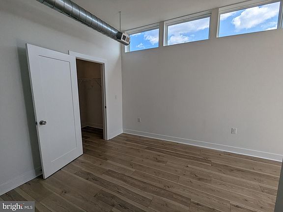 2nd image of 100 W Susquehanna Ave #D