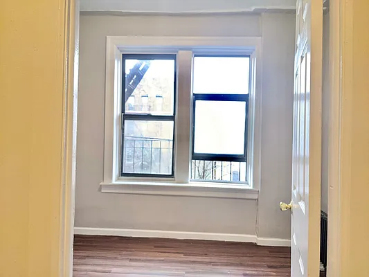 Rented by Skyline Group Real Estate | media 10