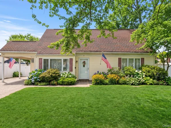 4 Erlwein Court, Massapequa, NY 11758