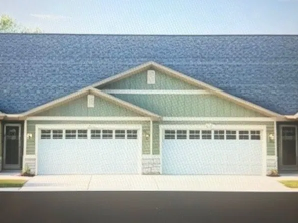 5044 Maple Leaf Path, Eau Claire, WI 54703