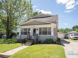 2605 Oak Grove Pl, Toledo, OH 43613