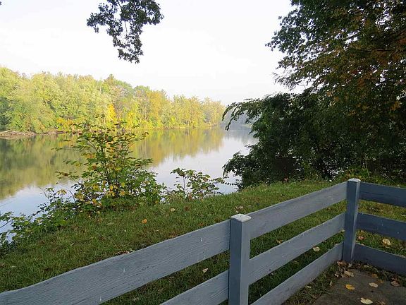 5th image of 401 Twin River Trl
