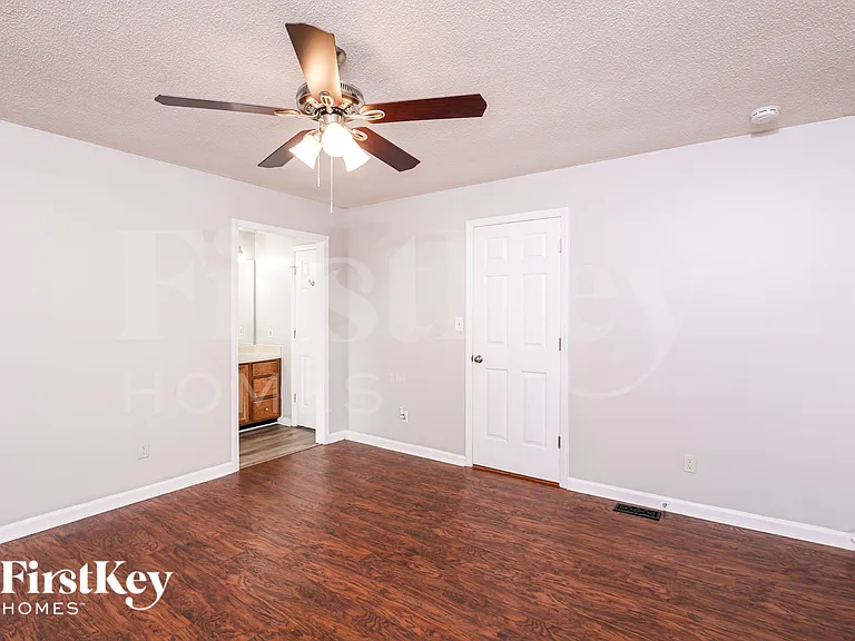 322 Amherst Creek Dr — Photo 9