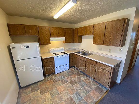3rd image of 3322 Joanna Brunner St APT A8