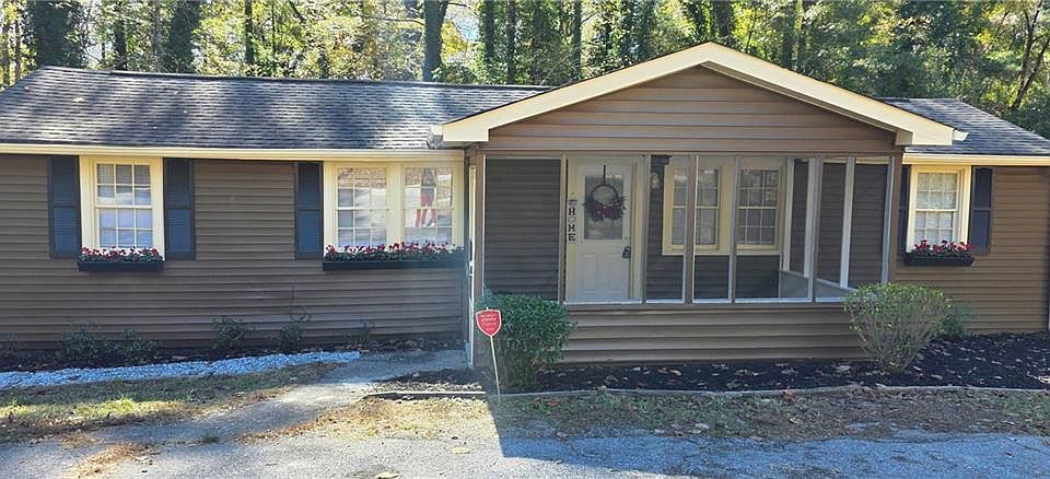 1st image of 7043 S Goddard Rd