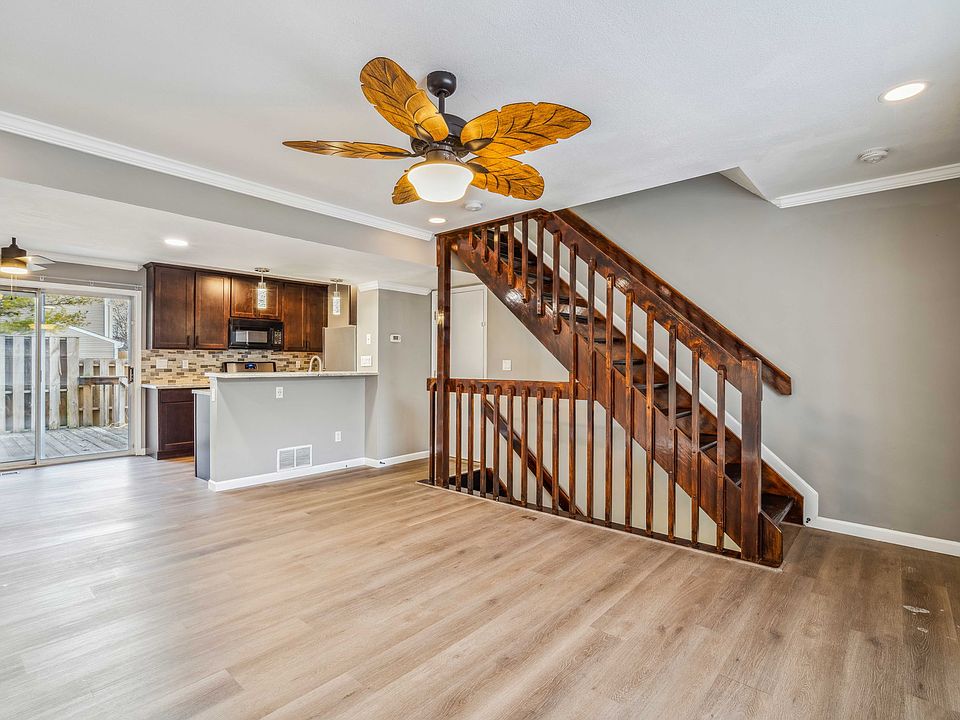 1st image of 5177 Singleton Dr