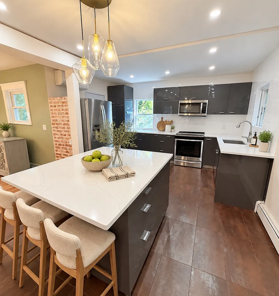 4 bed, 3168 sqft, $4,551 — Photo 2