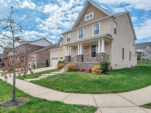 4th image of 649 Beamon Dr