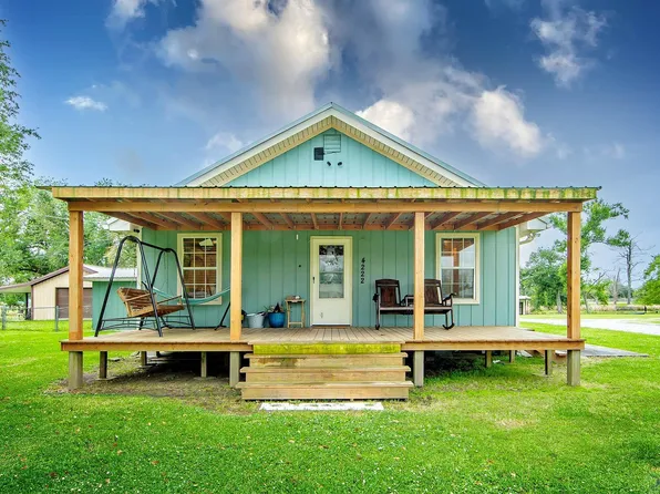 4222 Bayouside Dr, Houma, LA 70363