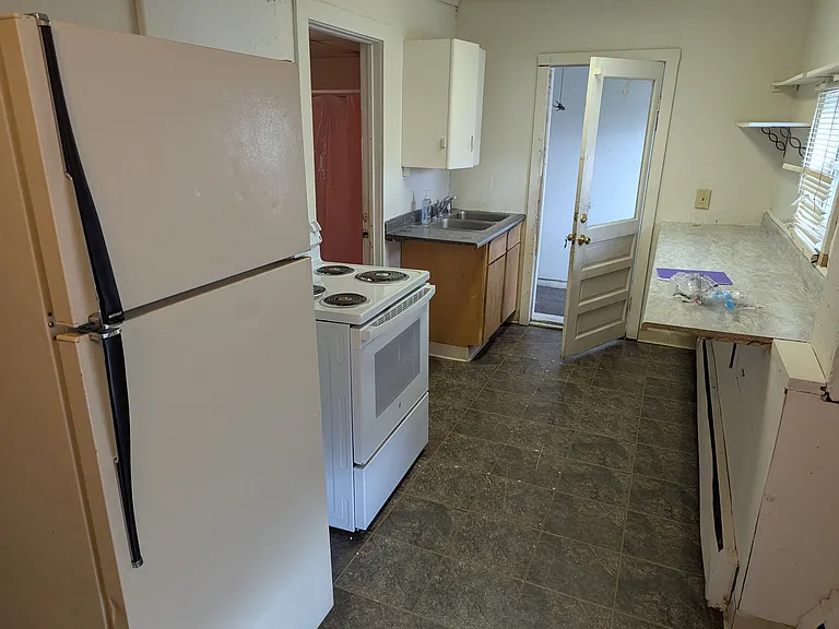 2911 Watson Blvd #1 — Photo 4