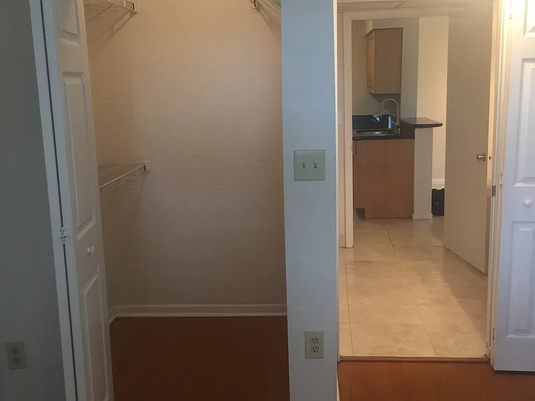 2880 N Oakland Forest Dr #110 — Photo 22
