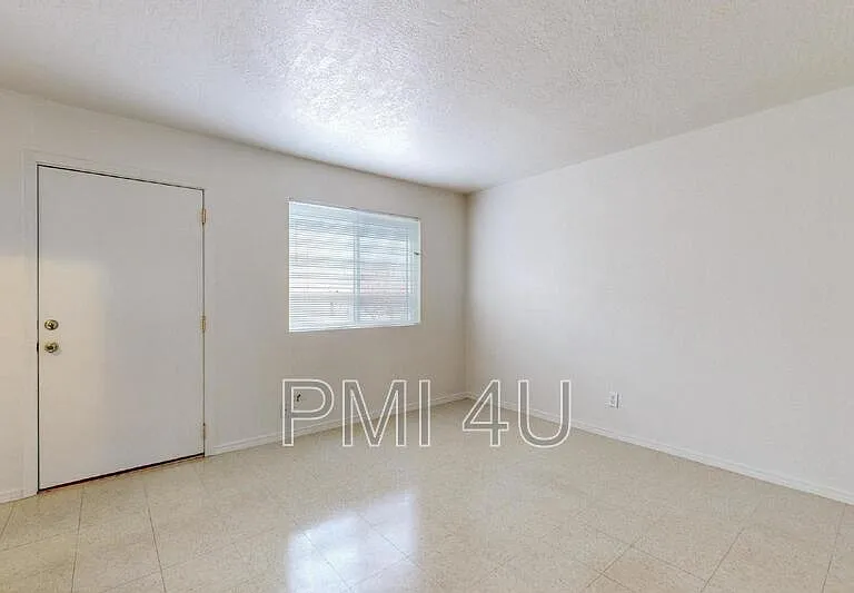 233 Tennessee St NE #D — Photo 10
