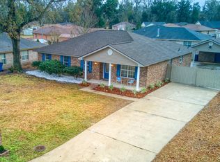 113 Sandlewood Dr, Savannah, GA 31405