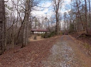 1475 Paradise Park Rd, Cornelia, GA 30531